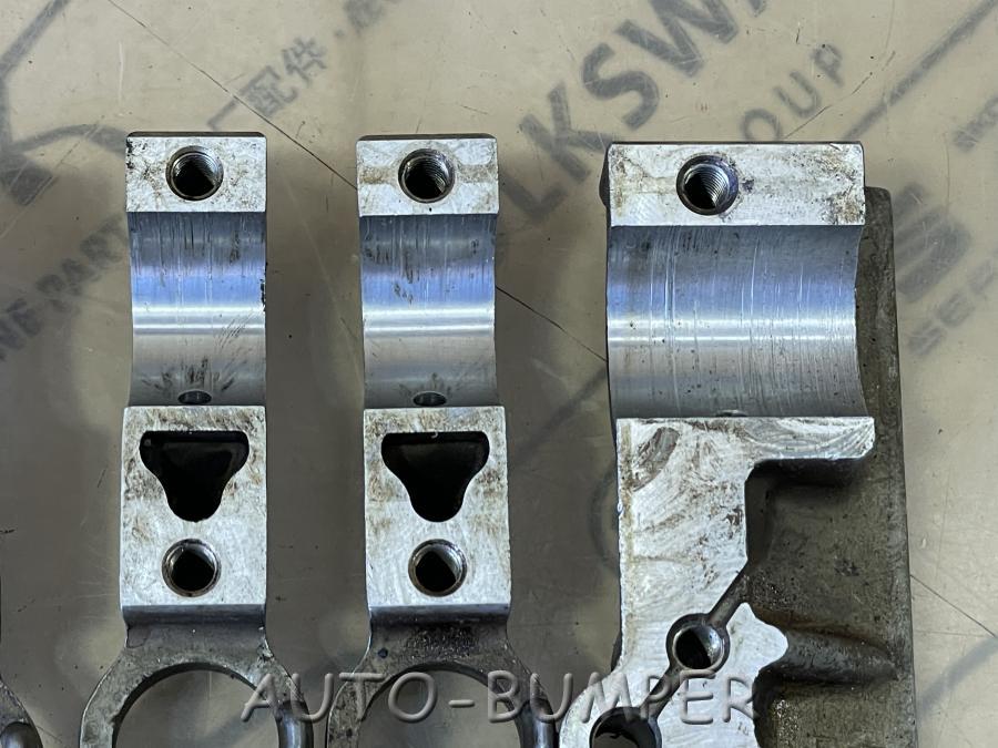 Skoda Fabia, VW Polo (1.2  12V) Крышка подшипников распред вала 03E103451A
